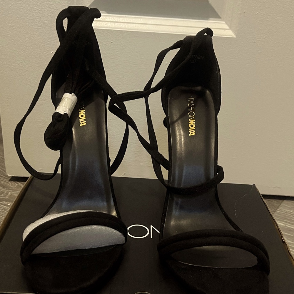 Fashion Nova Black Elegant Heels